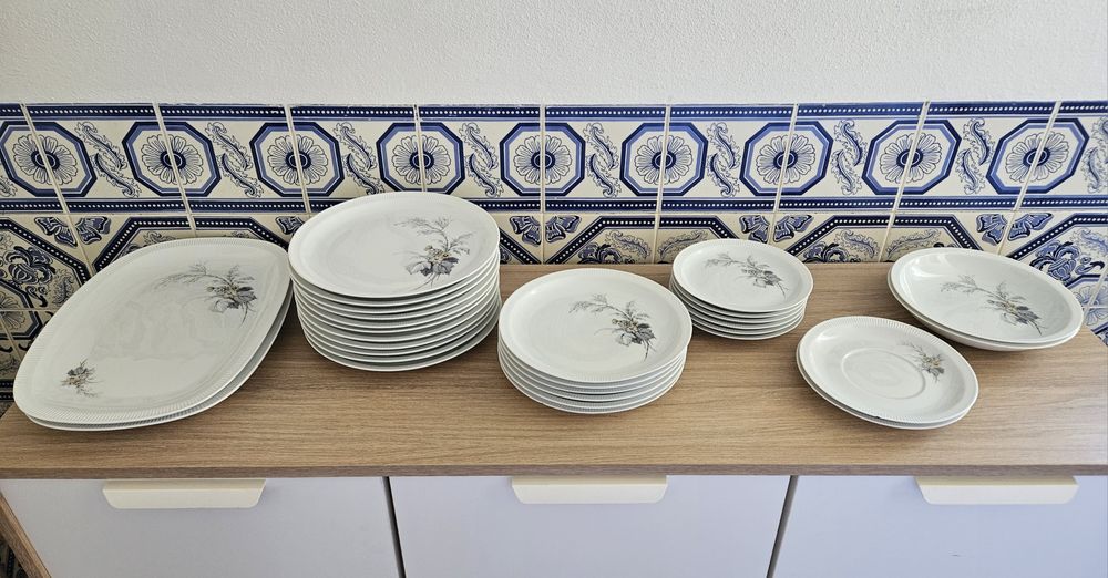 Serviço de porcelana EXCEL