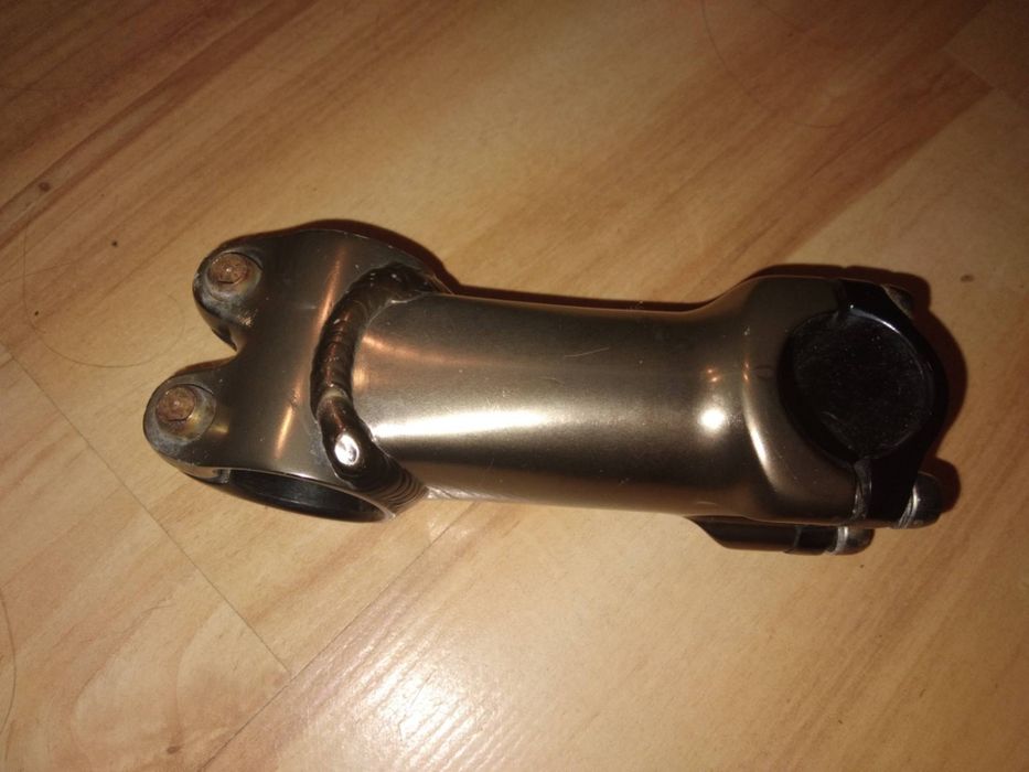 Mostek rowerowy, długość 8,5 cm.