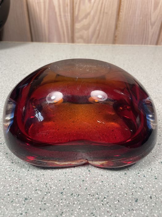 Popielnica Osiołek projektu Czesława Zubera murano glass huta polanica