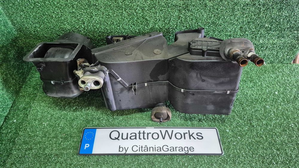 Caixa Sofagem Ar Condicionado Audi A4 B5 8D Ref. 8D1.820005J Original