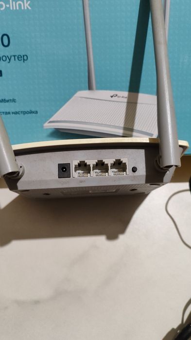 Роутер tp-link wr820n
