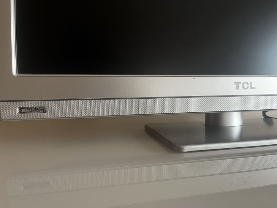 Telewizor TLC 25” + pilot