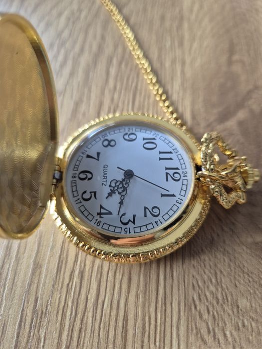 Zegarek kieszonkowy kwarcowy