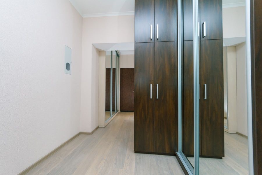 Подобово 2к апартаменти, Хрещатик, 17. м. Хрещатик