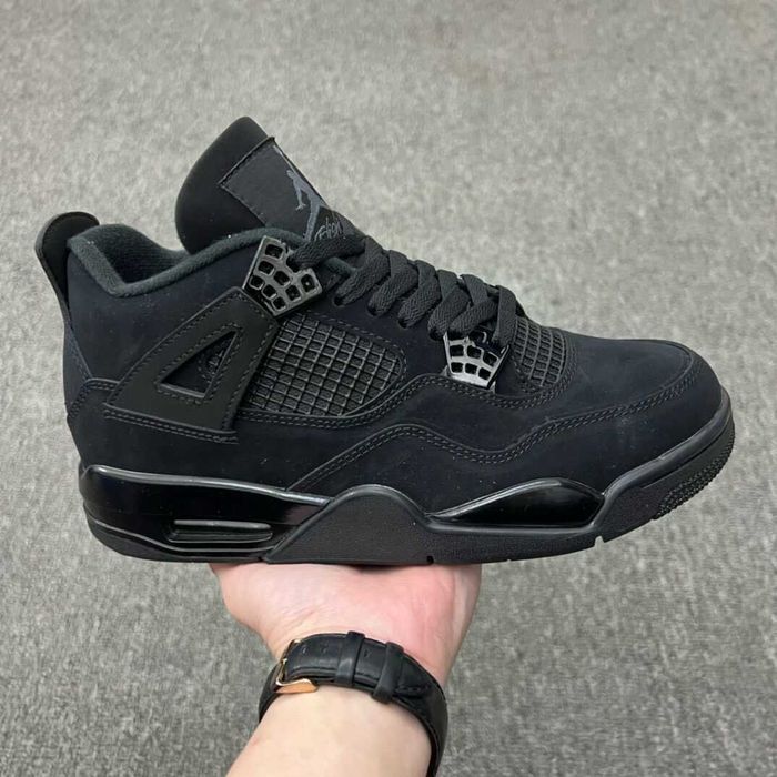 AJ4_Retro_Black_Cat 39
