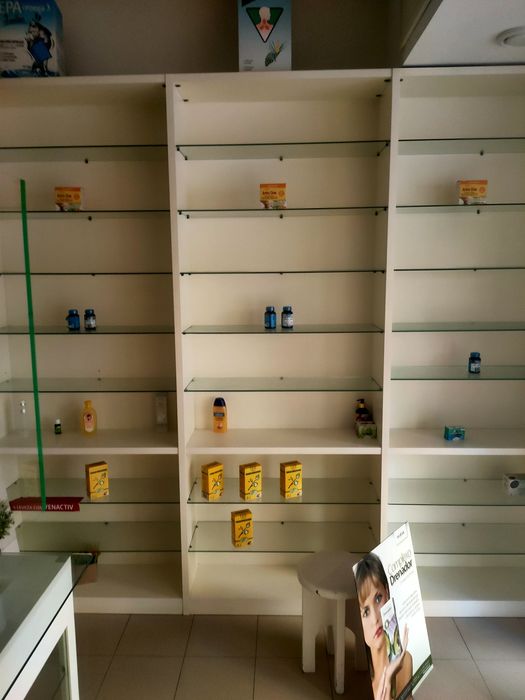 Mobiliário Comercial Completo + Balcão / Vitrine de Loja