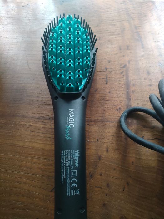 Escova secadora de cabelo