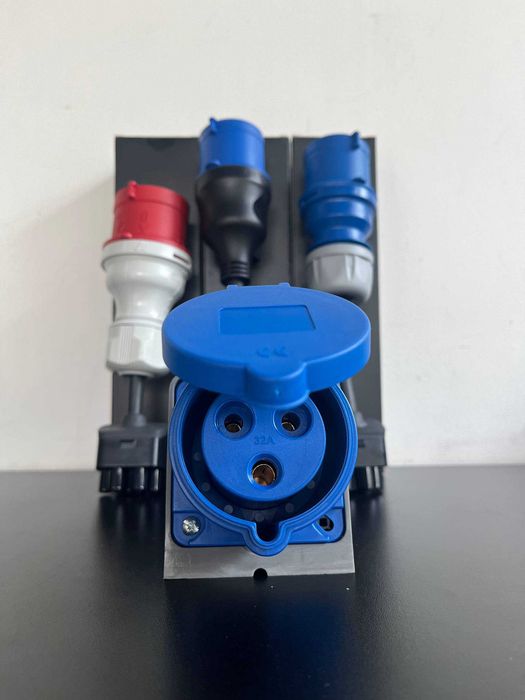Адаптери для зарядки Tesla Mobile Connector Gen2/Gen3 | 32A | Перехідник Синій / Червоний | Без заземлення
