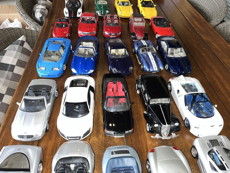 Lote miniaturas carros 1/18