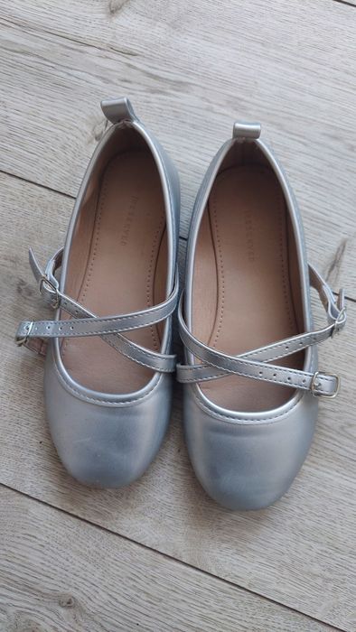 Балетки срібні Reserved 33 розмір