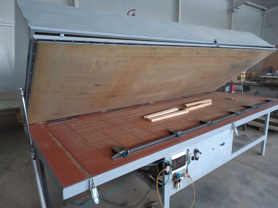 Prasa membranowa próżniowa 450/160