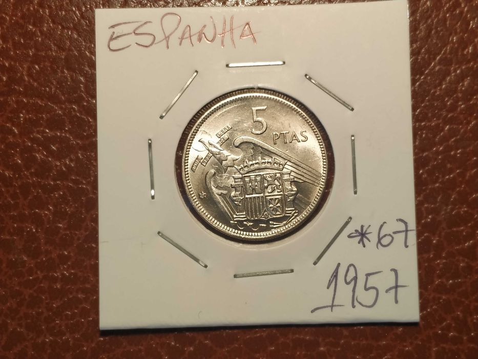 293 moeda de 5 pesetas de 1957 estrela=67 - Espanha