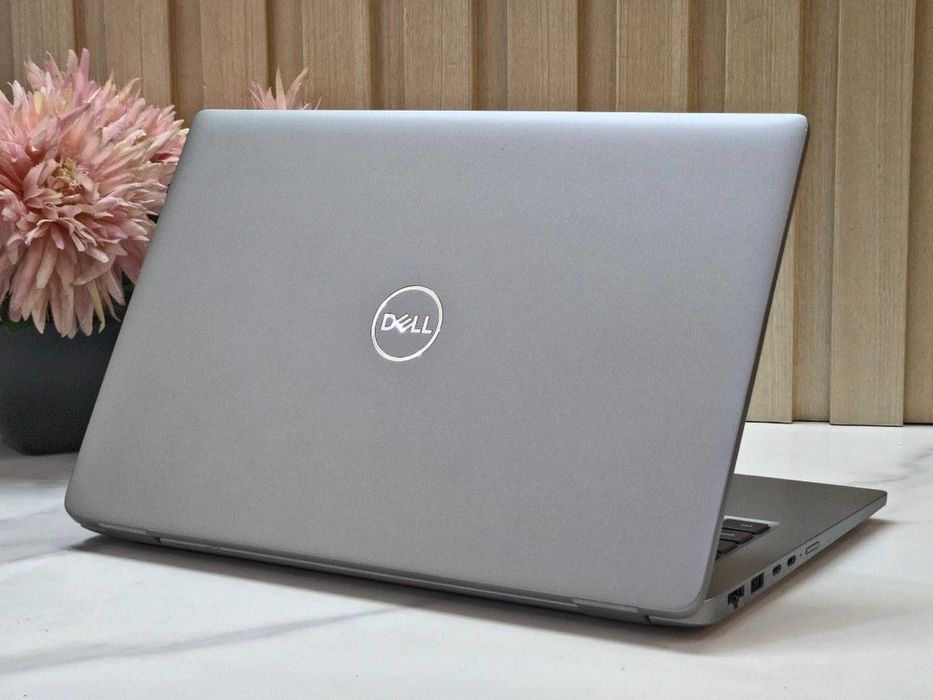 Dell Dodecacore 14" i7/16GB/500Nvme série Profissional