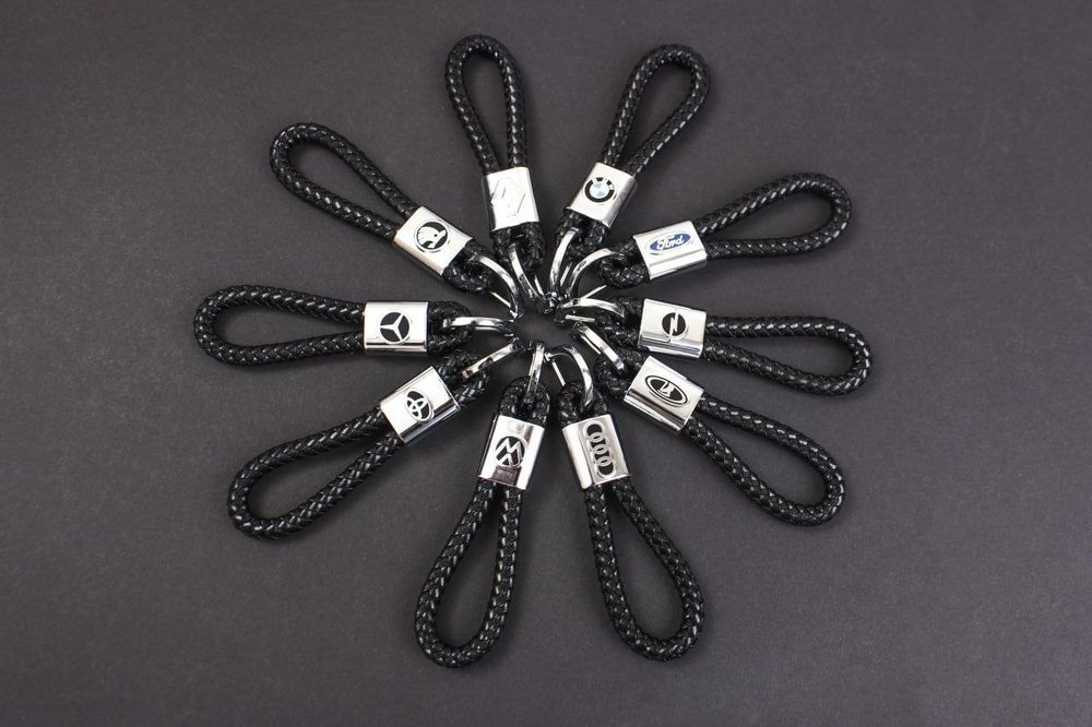 брелок на ключи авто