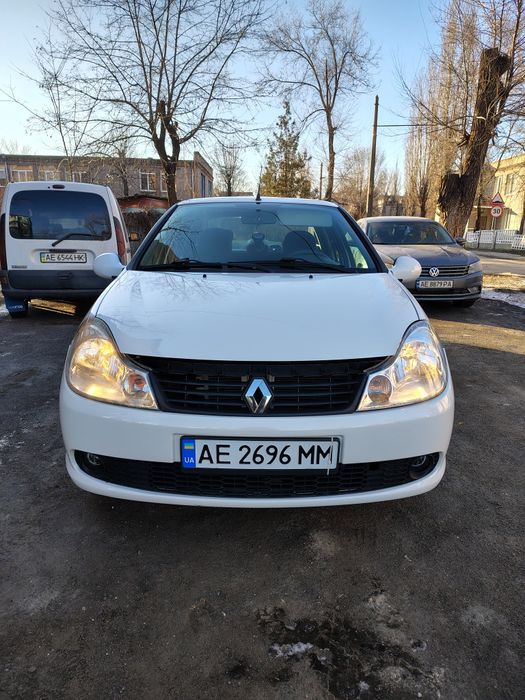 Продам Рено Симбол очень хорошем состоянии расходники все поменяны