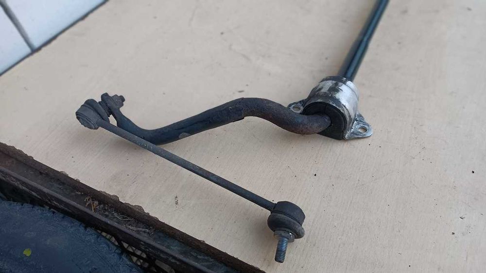 Drążek Stabilizatora BMW E46 4-Cylindry BMW E46 316i 318i 320d