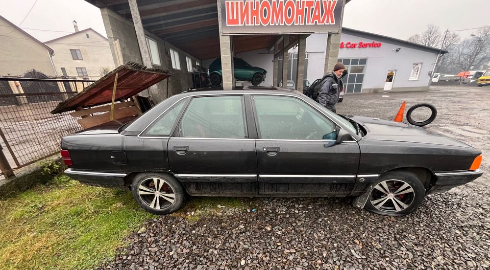 Продам Ауді 100 1990-го року