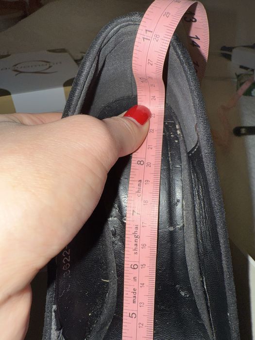 Продам жіночі туфлі