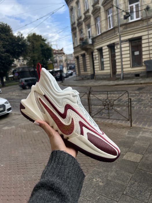 Nike Cosmic Unity кросівки найк чоловічі нові оригінал баскетбольні