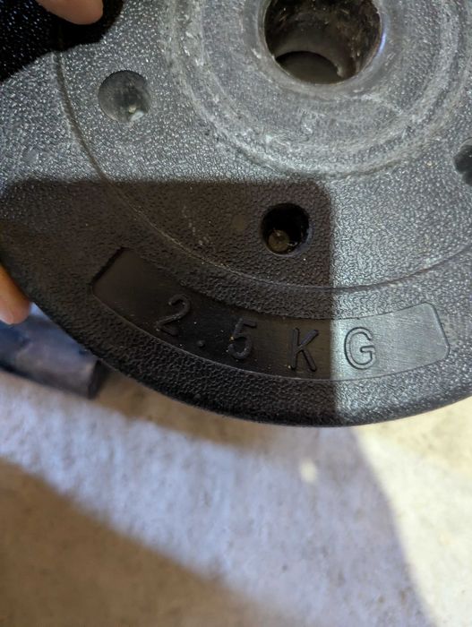 Продам бліни на гантелі 19кг гриф для гантелі і 2 зажима