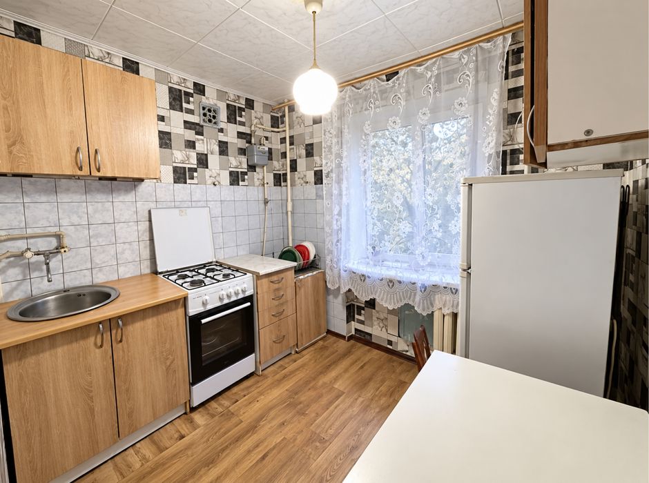 Продам 1ком квартиру, рн Науки (Гагарина)