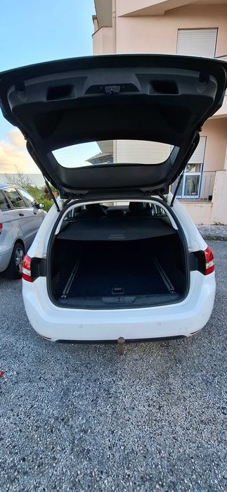 Peugeot 308 SW 1.5 BlueHDi 130cv GPS Câmara 360°