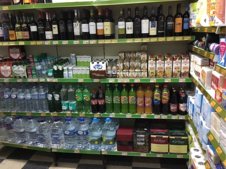 Mercearia venda ou aluga bom negocio