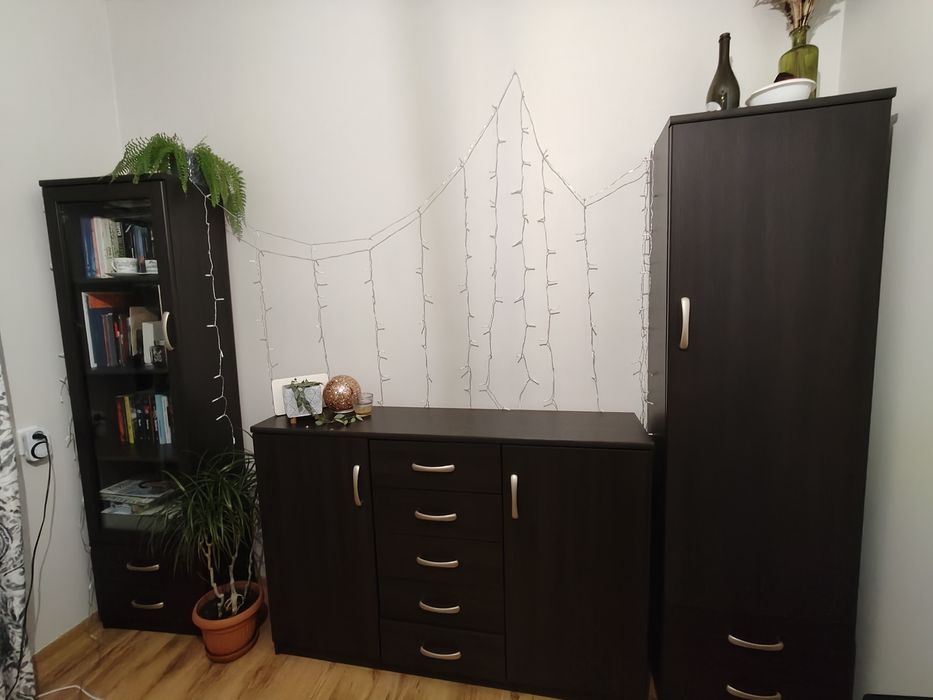 Zestaw mebli komoda witryna szafka