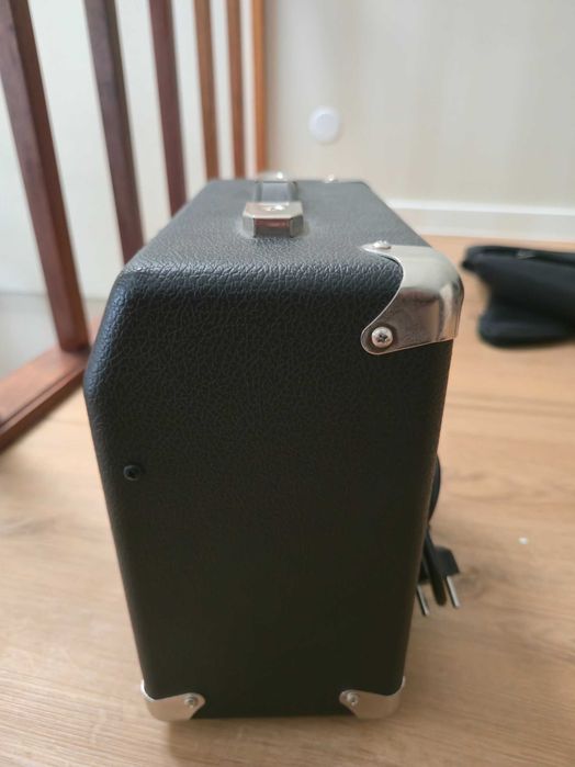 Amplificador Fender Frontman 10G & Fender Original Series 3m Daphne Blue