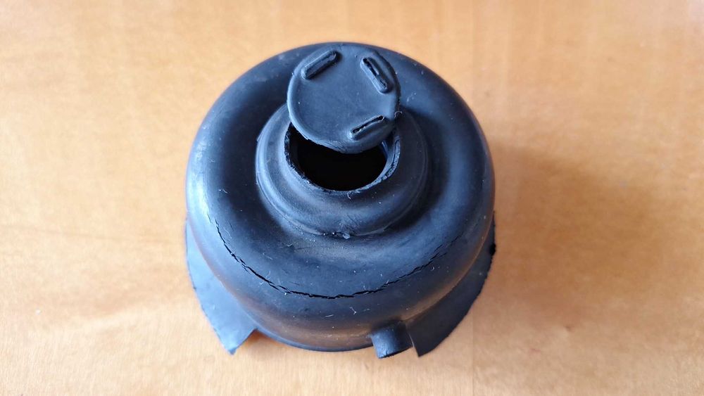 Osłona żarówki Fiat 126p