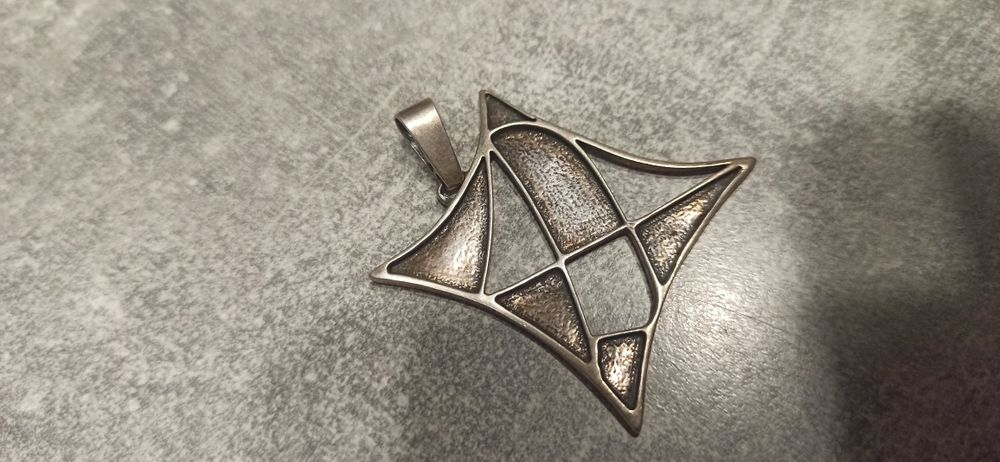 Spora zwieszka wisiorek ze srebra srebro