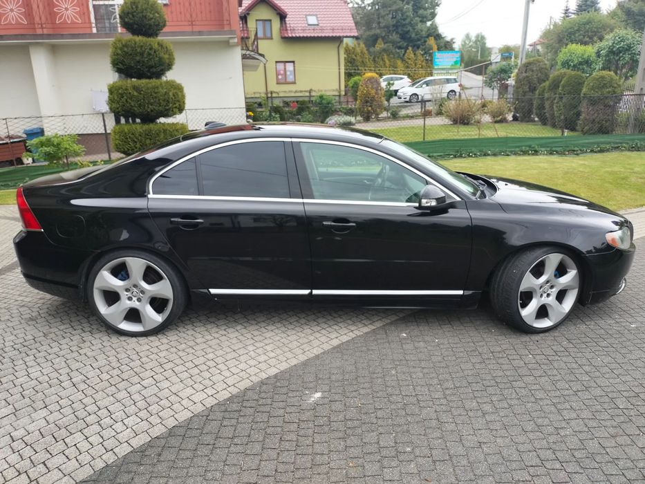Volvo S80