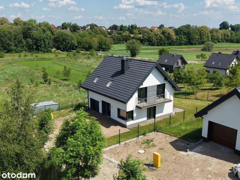 Wygodny, nowy dom z garażem pod Krakowem / po odbiorze