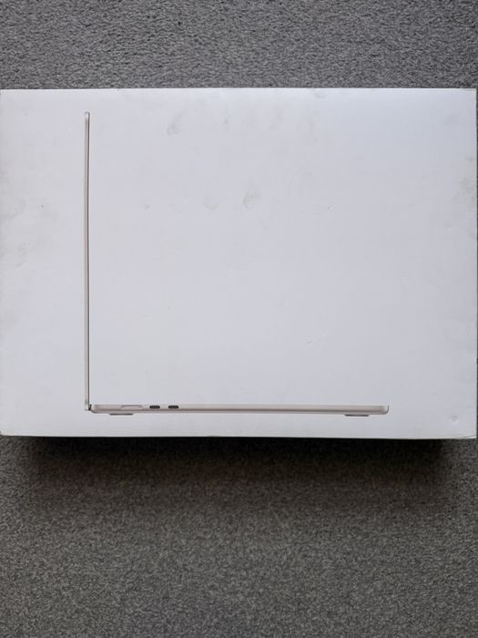 MacBook Air 2026 – 24 GB RAM / 1 TB SSD – idealny stan