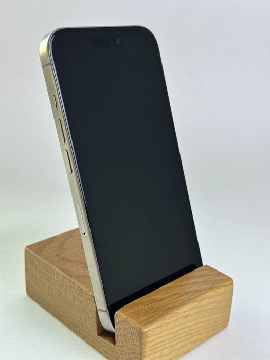 Apple iPhone 15 Pro 256Gb Natural Titanium