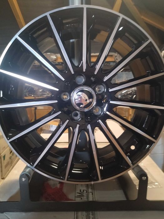 A852#Alufelgi Nowe 18" 5x112 Et 48 7,5J Skoda Superb  Octavia IV Karoq