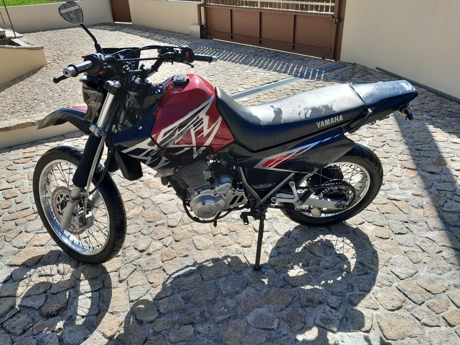 Xt600 de 1998 em bom estado