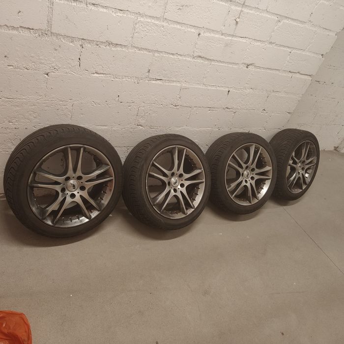 Felgi AEZ  17 " z oponami letnimi