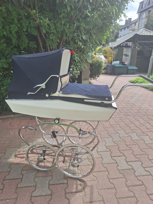 Wózek retro głęboki