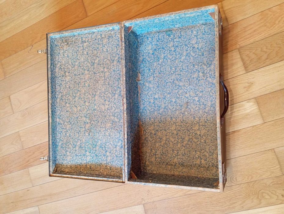 Mala de cartão de viagem ( genuína em cartão prensado )