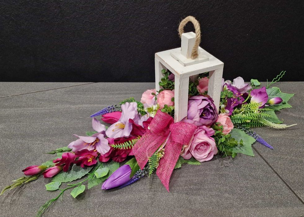 Komplet kompozycji kwiatowych na grób stroik wkład do wazonu WG69