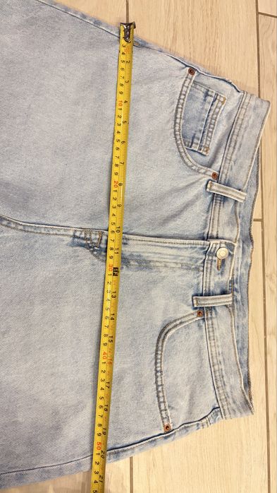 Szorty  jeansowe  Zara 42