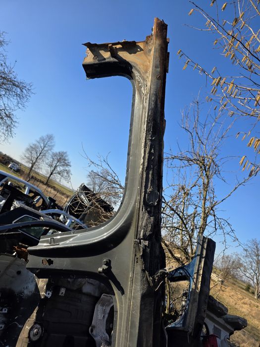 Próg poszycie słupek prawy audi a3 8v sportback