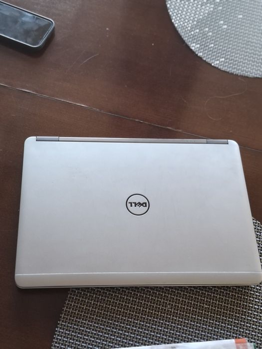 Laptop Dell Latitude E7440