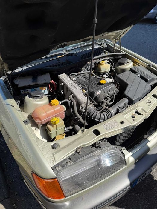 Ford Escorpio 2.0i Ghia