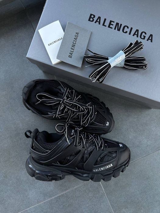 Balenciaga Track Black трендові кросівки баленсіага трек чорні 36-45