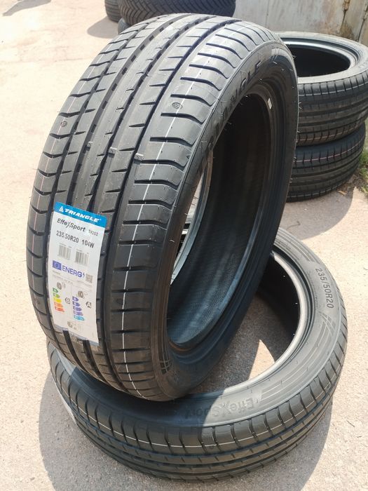 Шини Літні 
235/50 R20 104W XL Triangle EffeXSport TH202