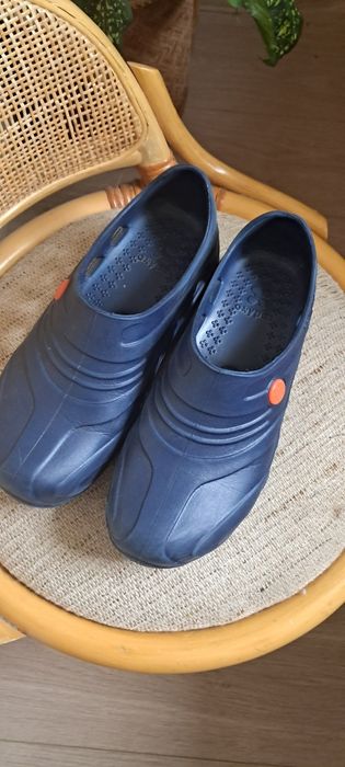 Buty  medyczne szpitalne