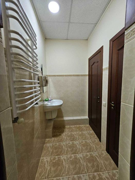 Оренда офілного приміщення 165м2 у Центрі Ів.Франківська_VD