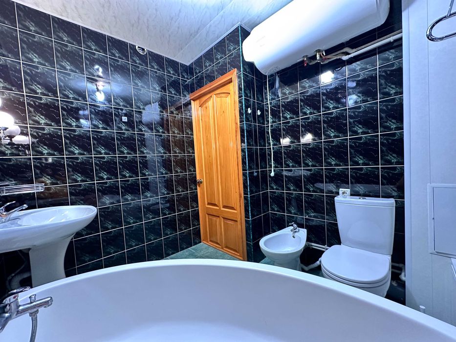 Продам 3к квартиру 5/9 Алексеевка Проспект Победы - Ахсарова (85934)